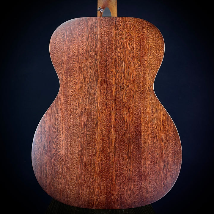 Martin 000-10E Retro