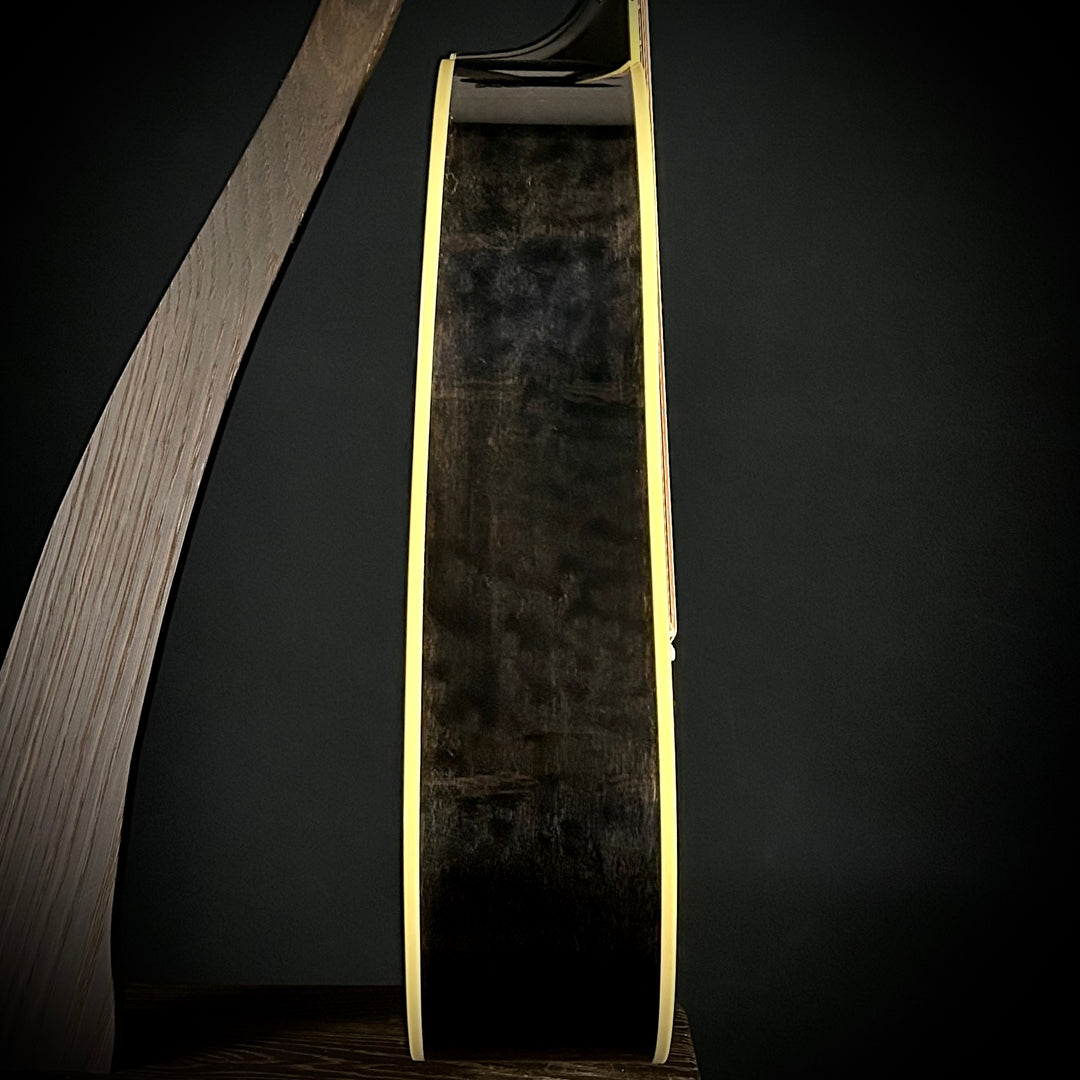 Gibson MV Custom Dove - Trans Black