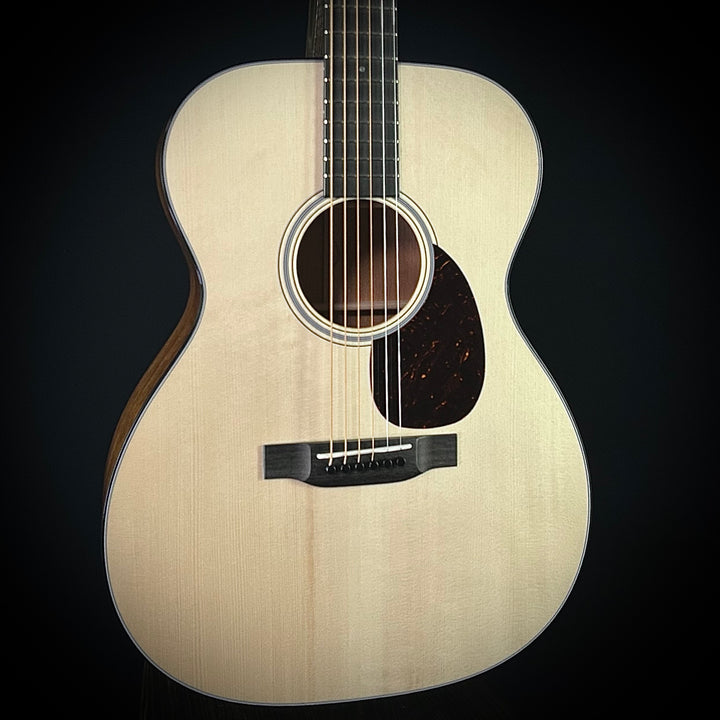 Martin Custom Shop 18 Style OM - Adirondack Top