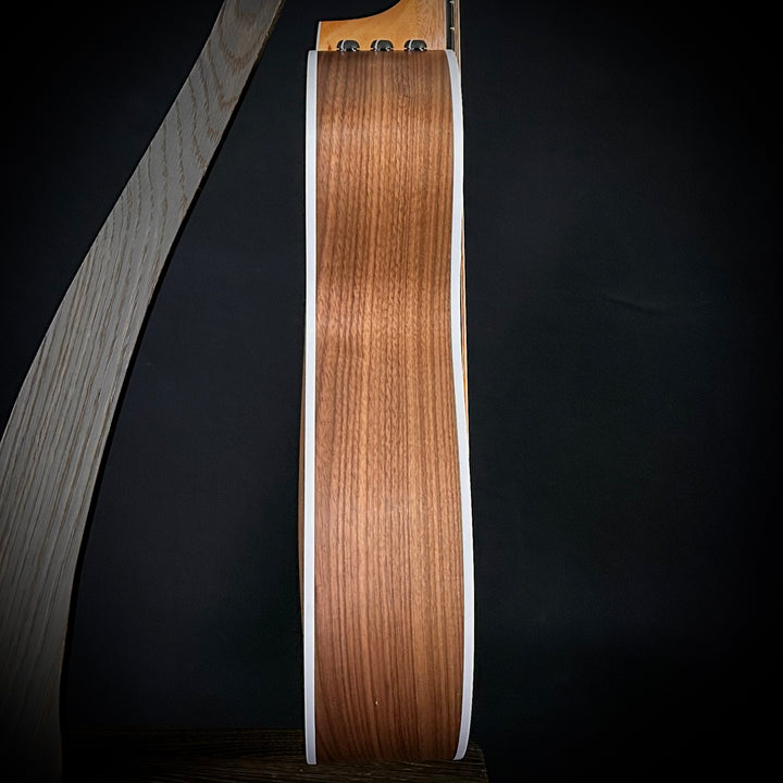 Taylor 212CE - Torrefied Spruce