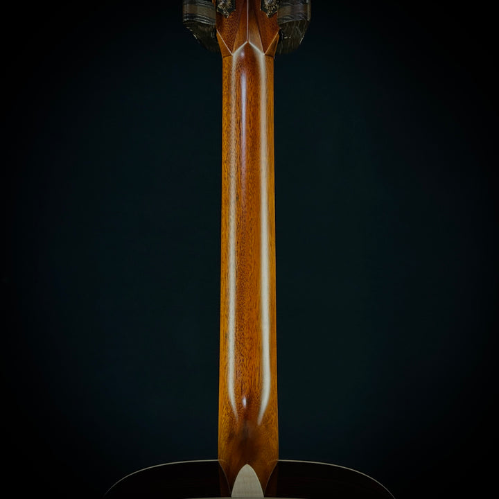 Martin D-28 Modern Deluxe