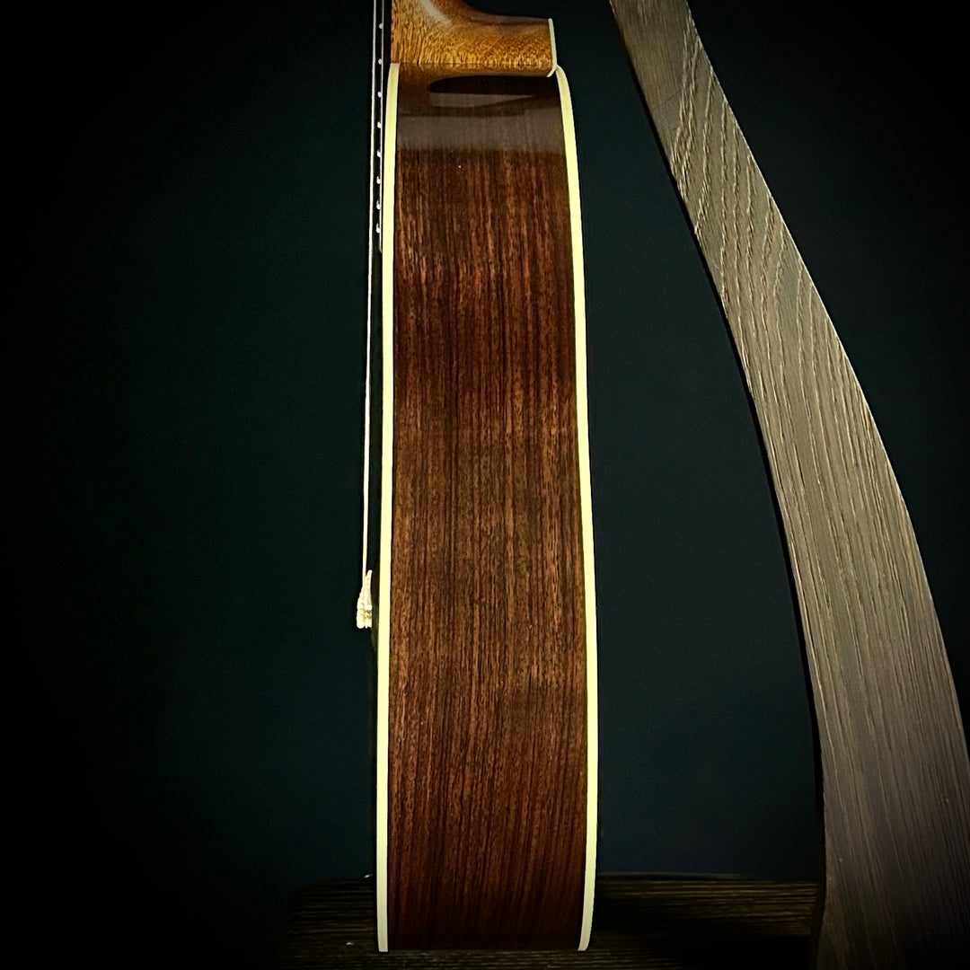 Martin Custom 0-28 - Adirondack Top