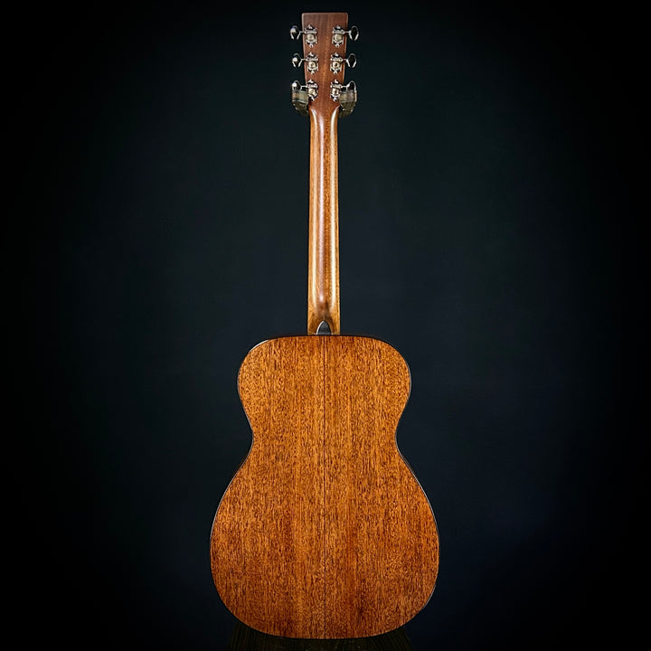 Martin 00-18