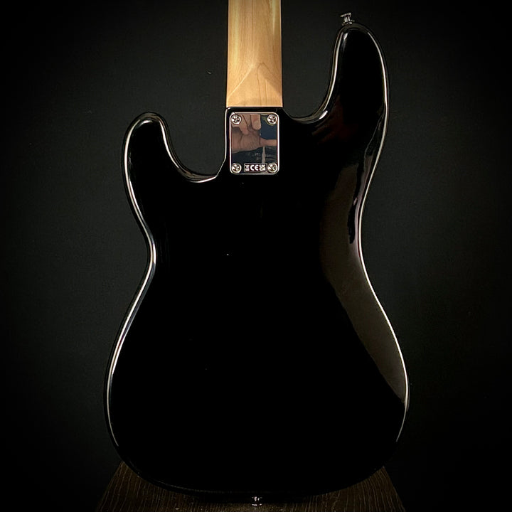 Fender Standard Precision Bass