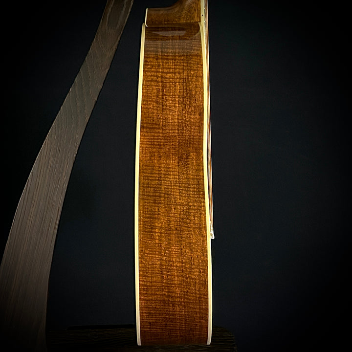Martin MV Custom Shop 0 12-Fret - Flamed Mahogany