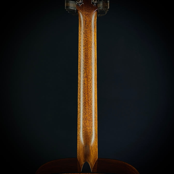 Martin D-18