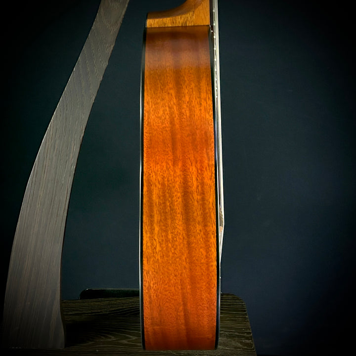 LAG SL100 Petite Bouche Cedar/Mahogany