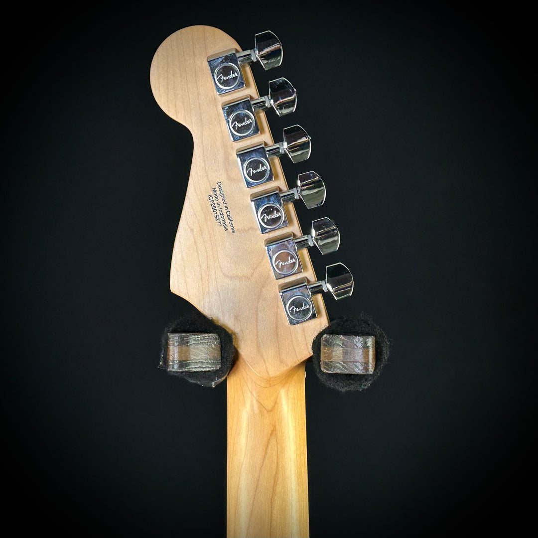 Fender Standard Stratocaster