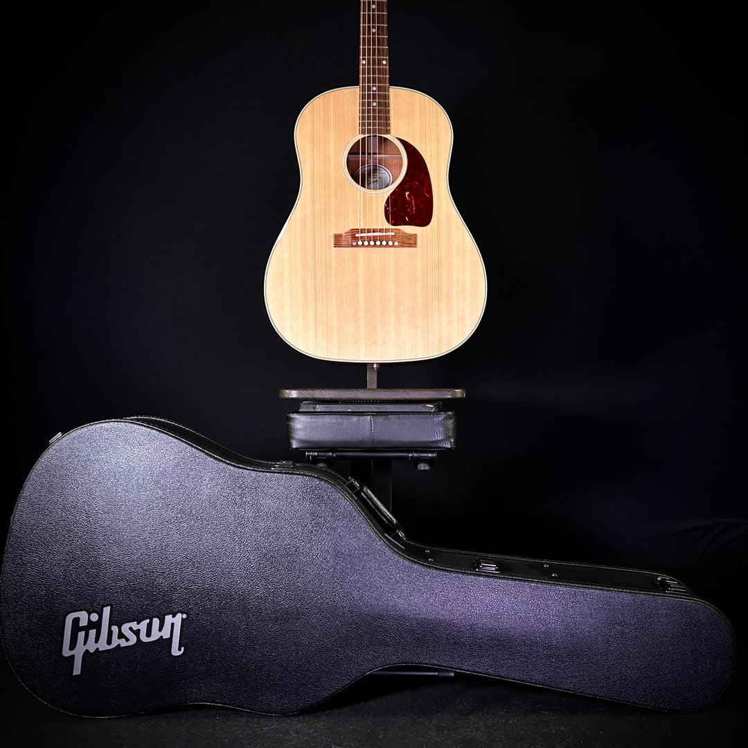 Gibson J-45 Standard - Antique Natural