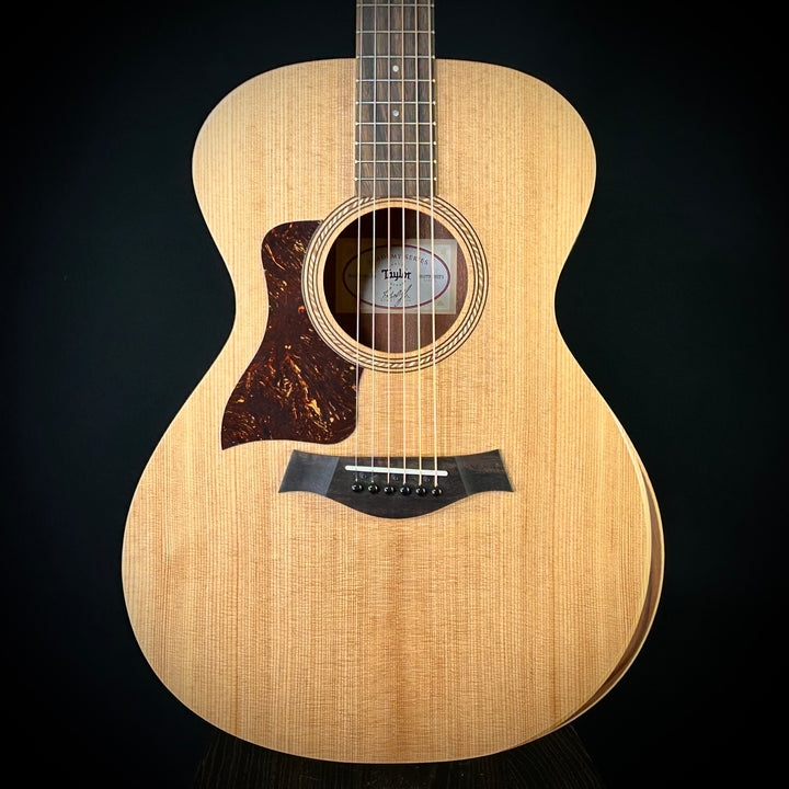 Taylor Academy 12E - Lefty