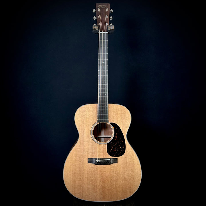 Martin Music Villa CS 18 Style, Jumbo - VTS Sitka