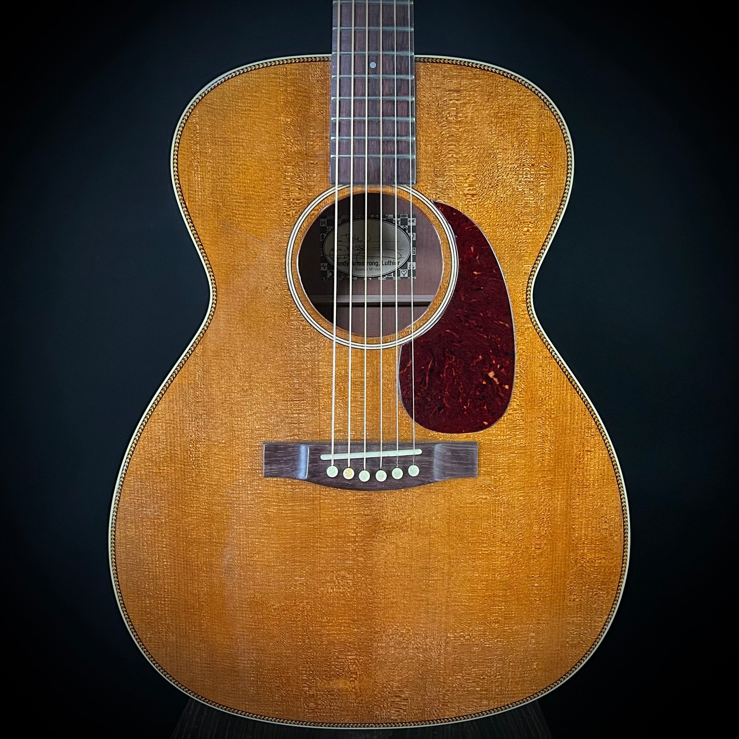 Andya Andya Guitars 000 - Torrefied Sitka/Honduran Mahogany – Music Villa MT
