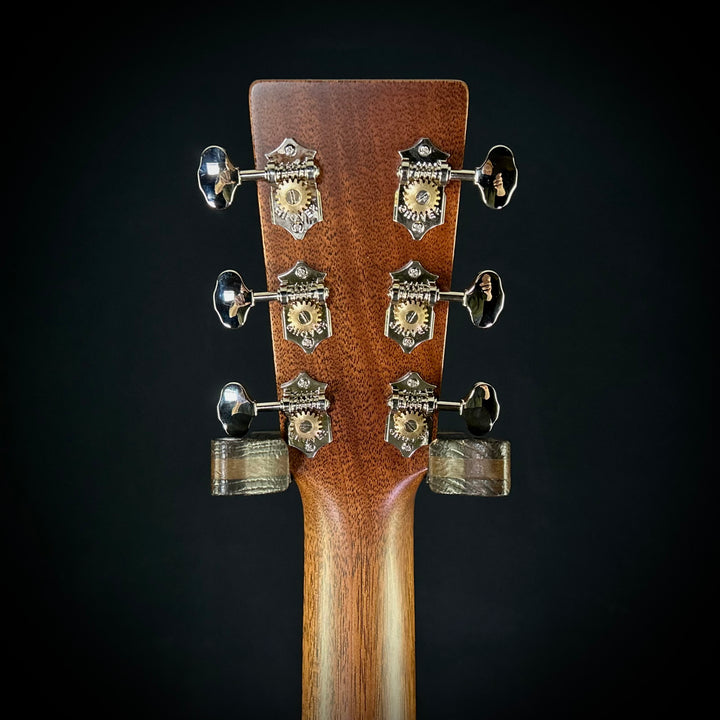 Martin 00-18