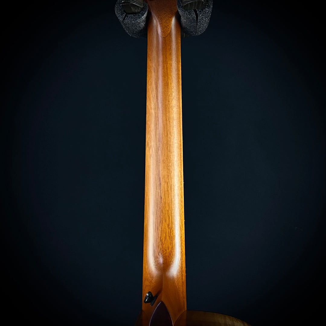 Taylor 614CE