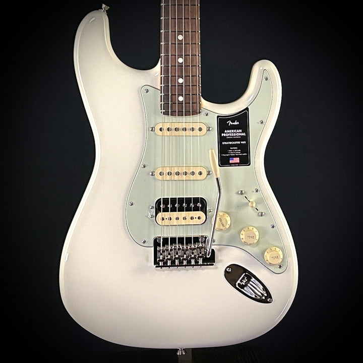 Fender American Professional Stratocaster HSS