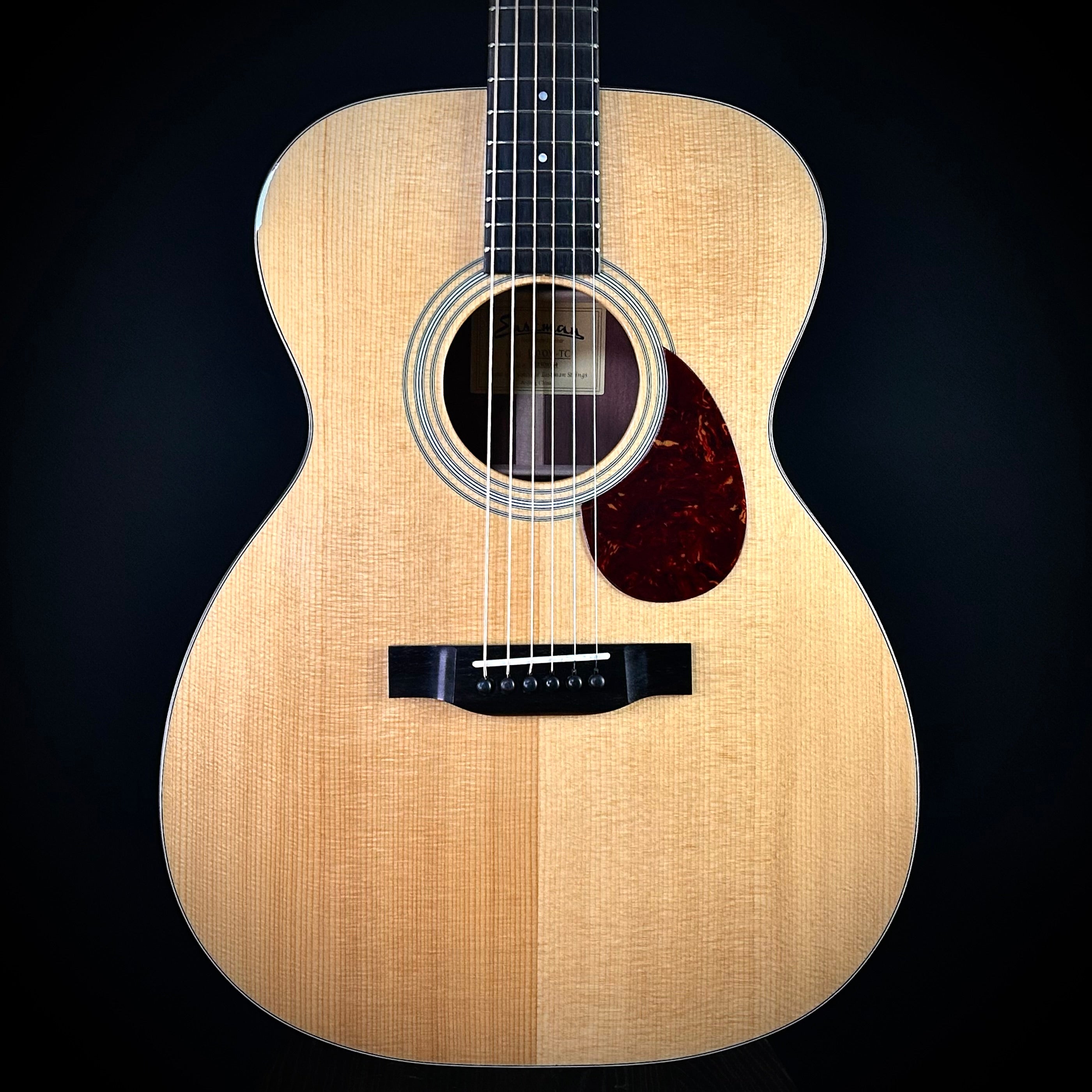 Eastman E10OM -TC Adirondack – Music Villa MT