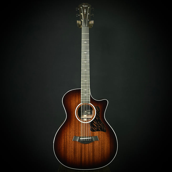 Taylor MV Custom Baritone-6 - Grand Auditorium