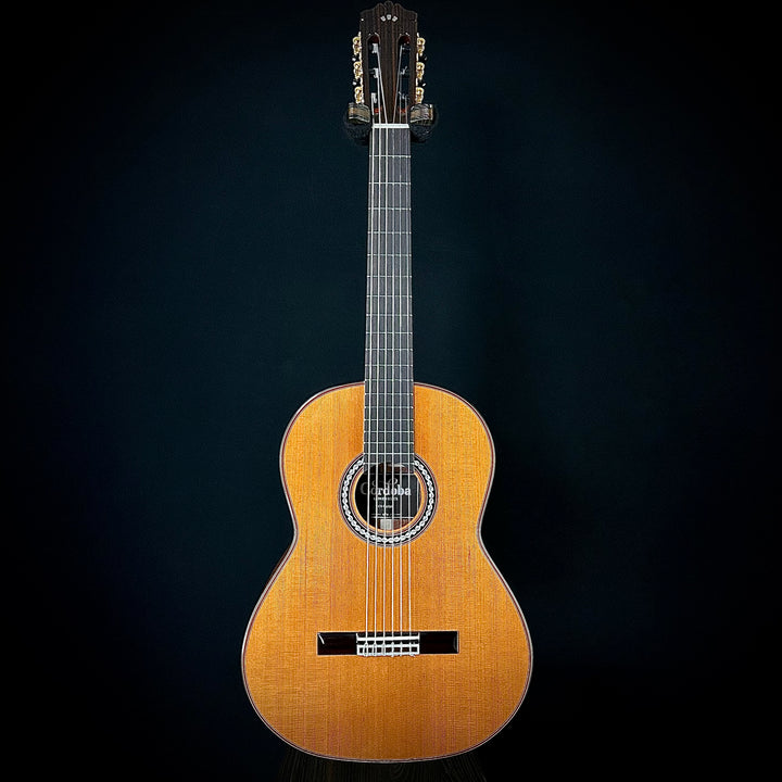 Cordoba C9 Parlor Cedar Top