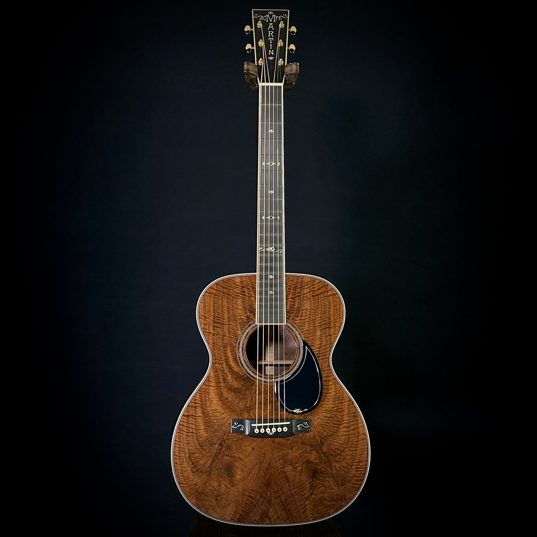 Martin Music Villa Custom Shop OM - Bastogne Walnut