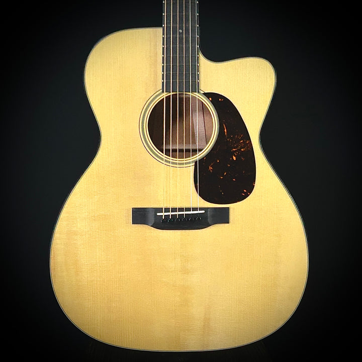 Martin Custom Shop 18 style, "0000" Short Scale - Cutaway