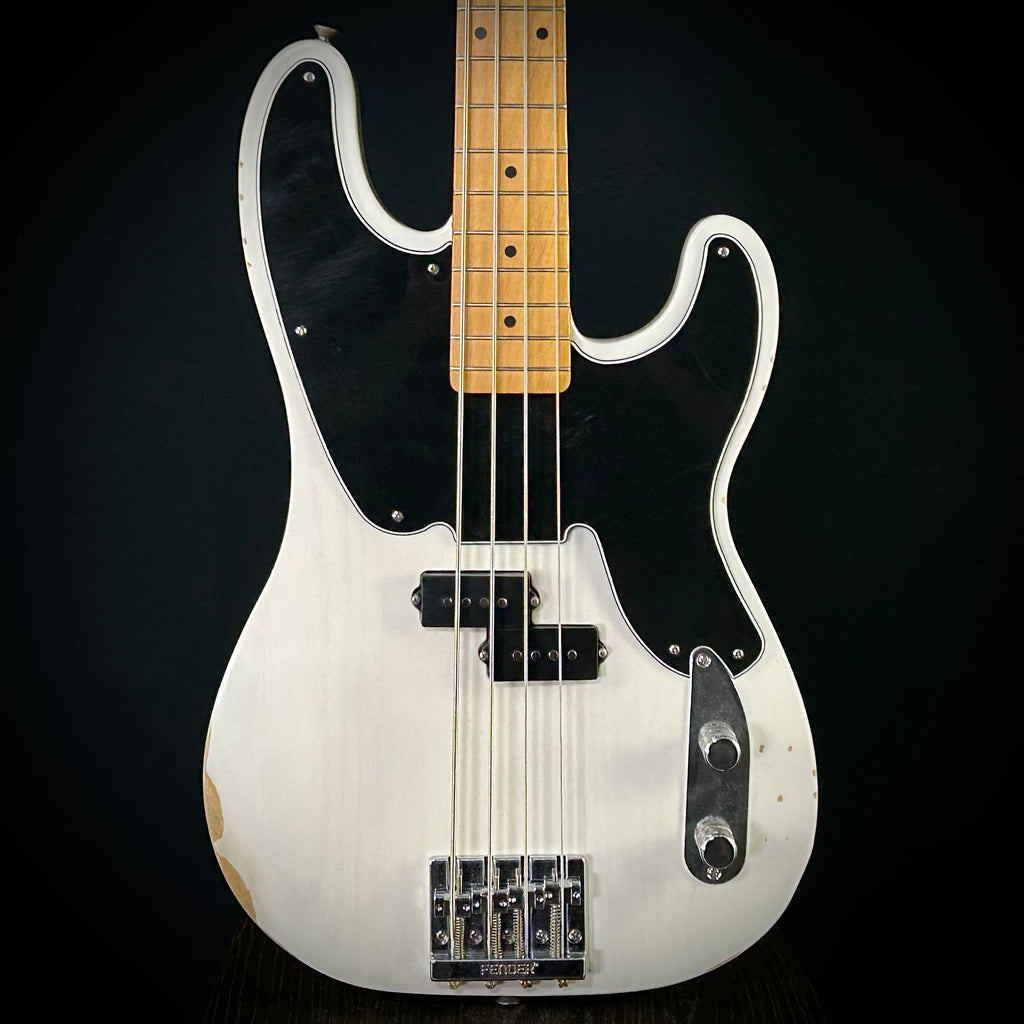 ベース Fender Mike Dirnt Precision Bass Mike Dirnt Road Worn® Precision Bass® – Fender