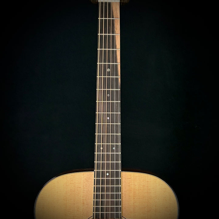 Martin 000-18