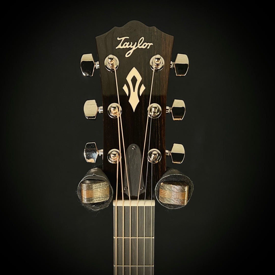 Taylor Gold Label 712E