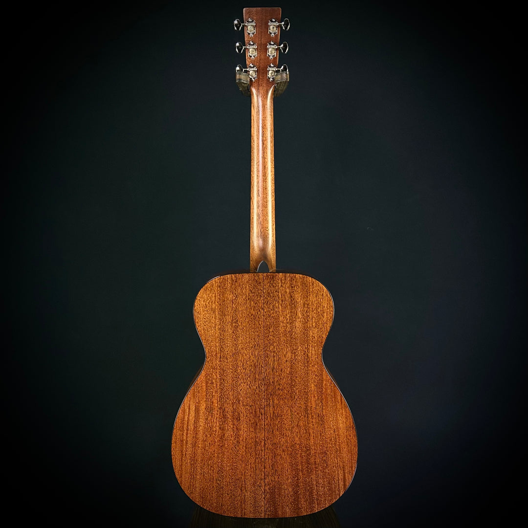 Martin 00-18