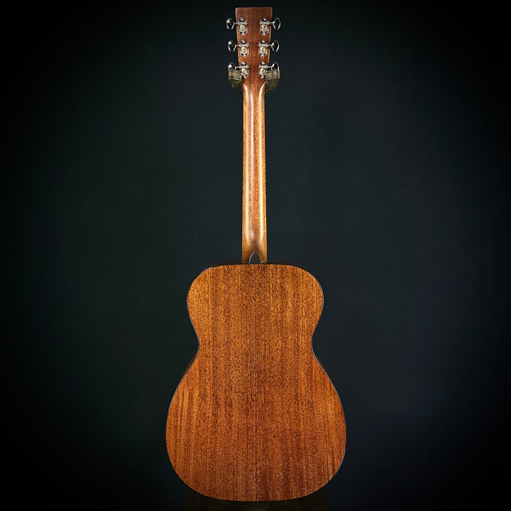 Martin 00-18