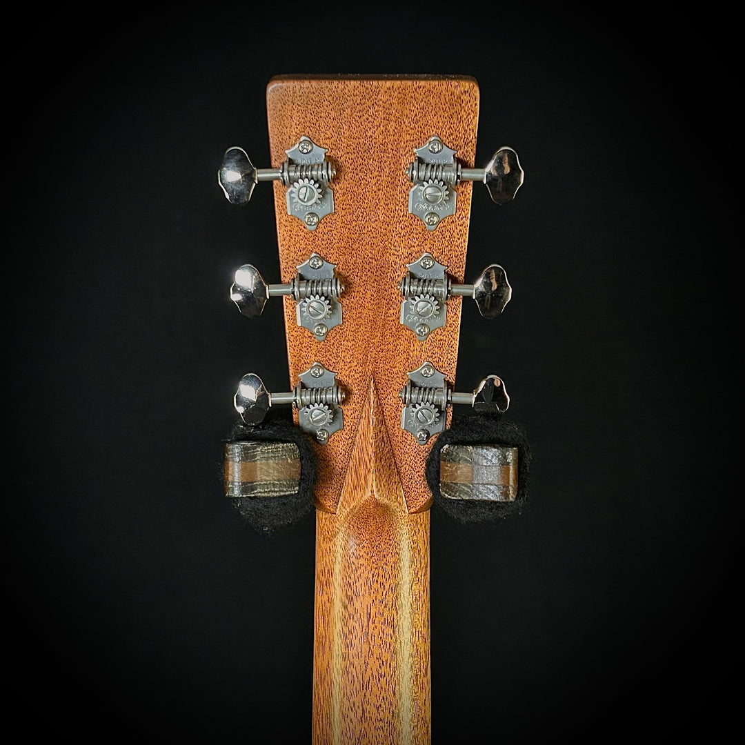 Martin Custom OM, 12-Fret - Sinker Redwood