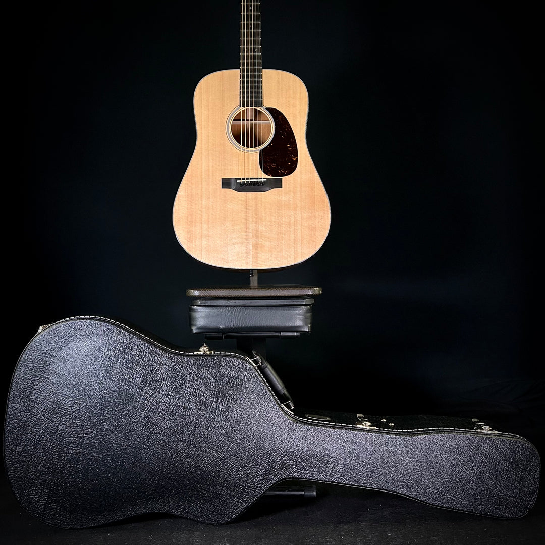 Martin Custom Shop 18 Style Dreadnought Short Scale – Music