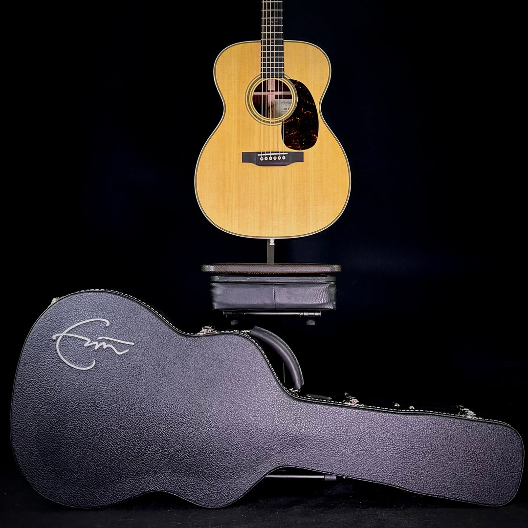 Martin 000-EC 30th Anniversary LTD