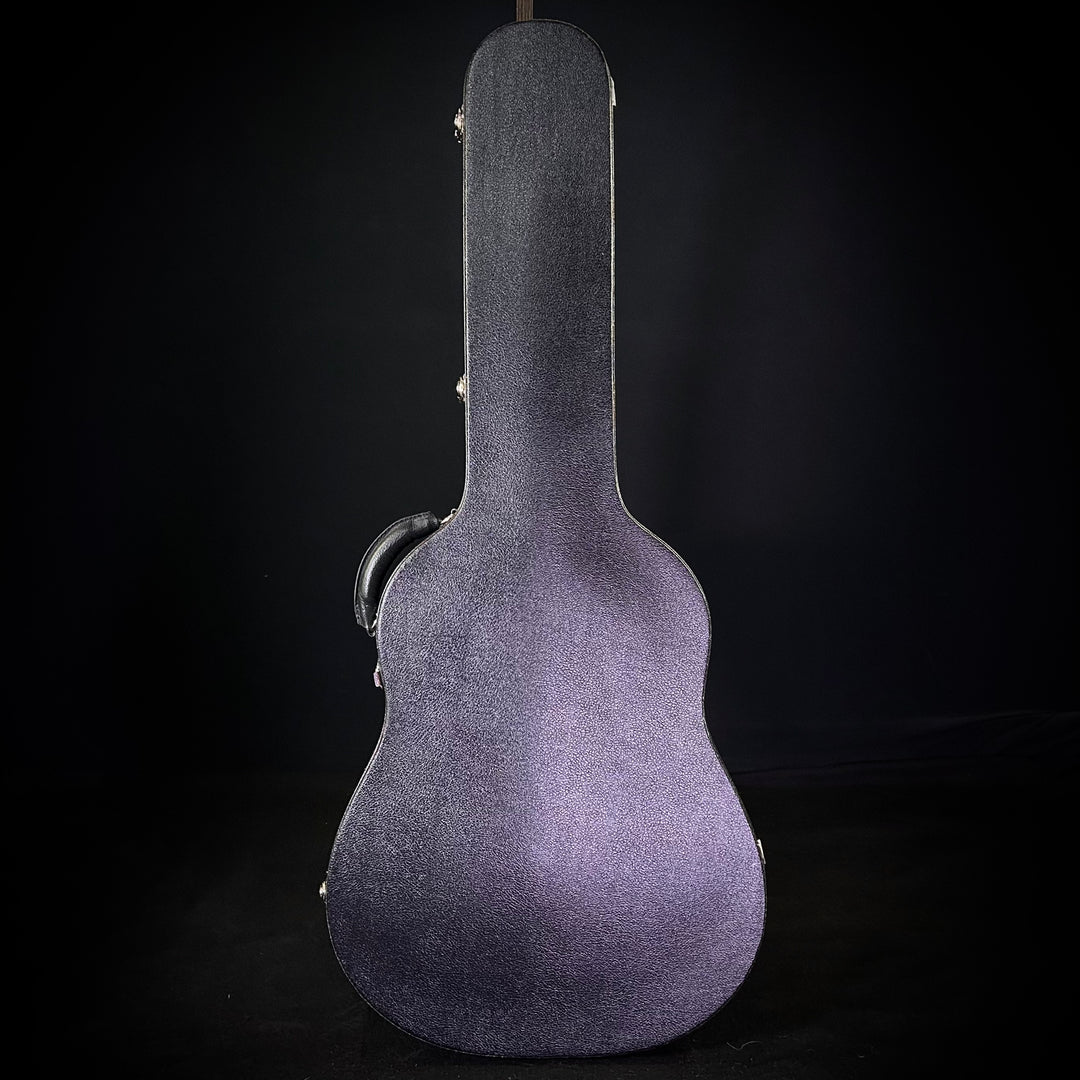 Martin D-28 Modern Deluxe