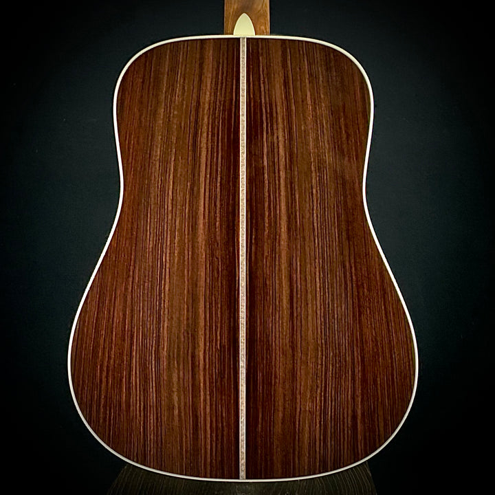 Martin D-28 - Billy Strings