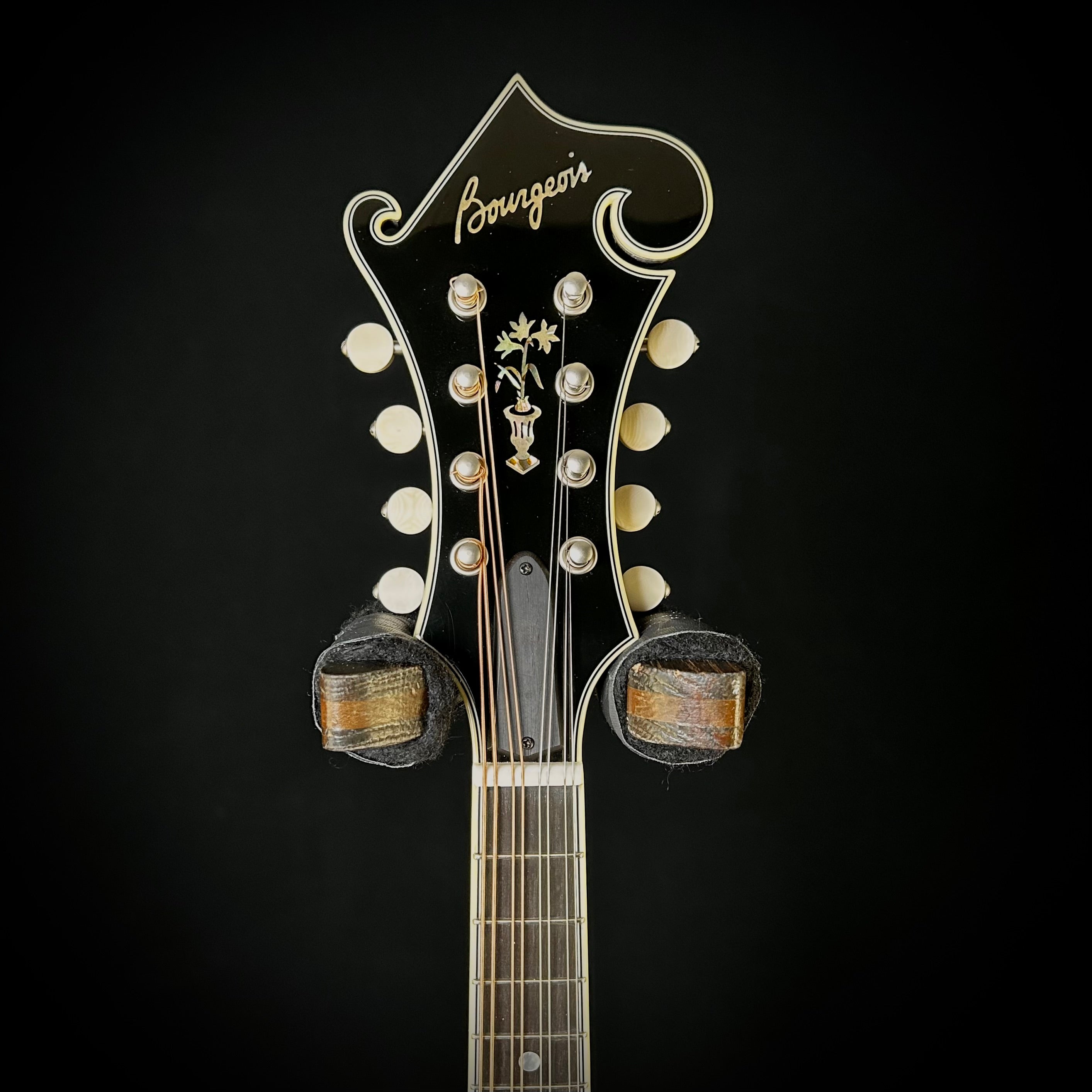 Bourgeois M5-F Sunburst – Music Villa MT