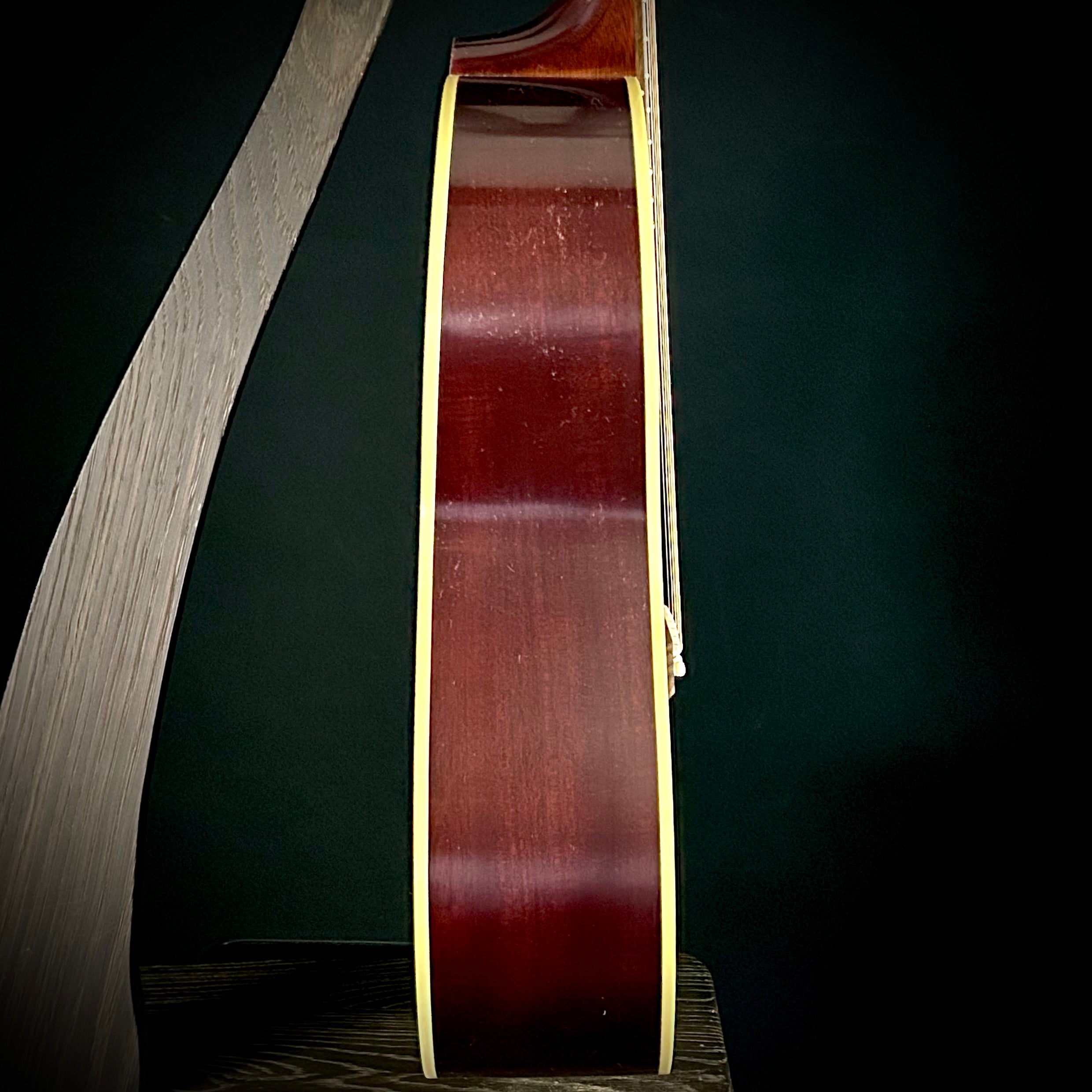 Gibson 1942 LG-2 Custom - AJ Inlays – Music Villa MT