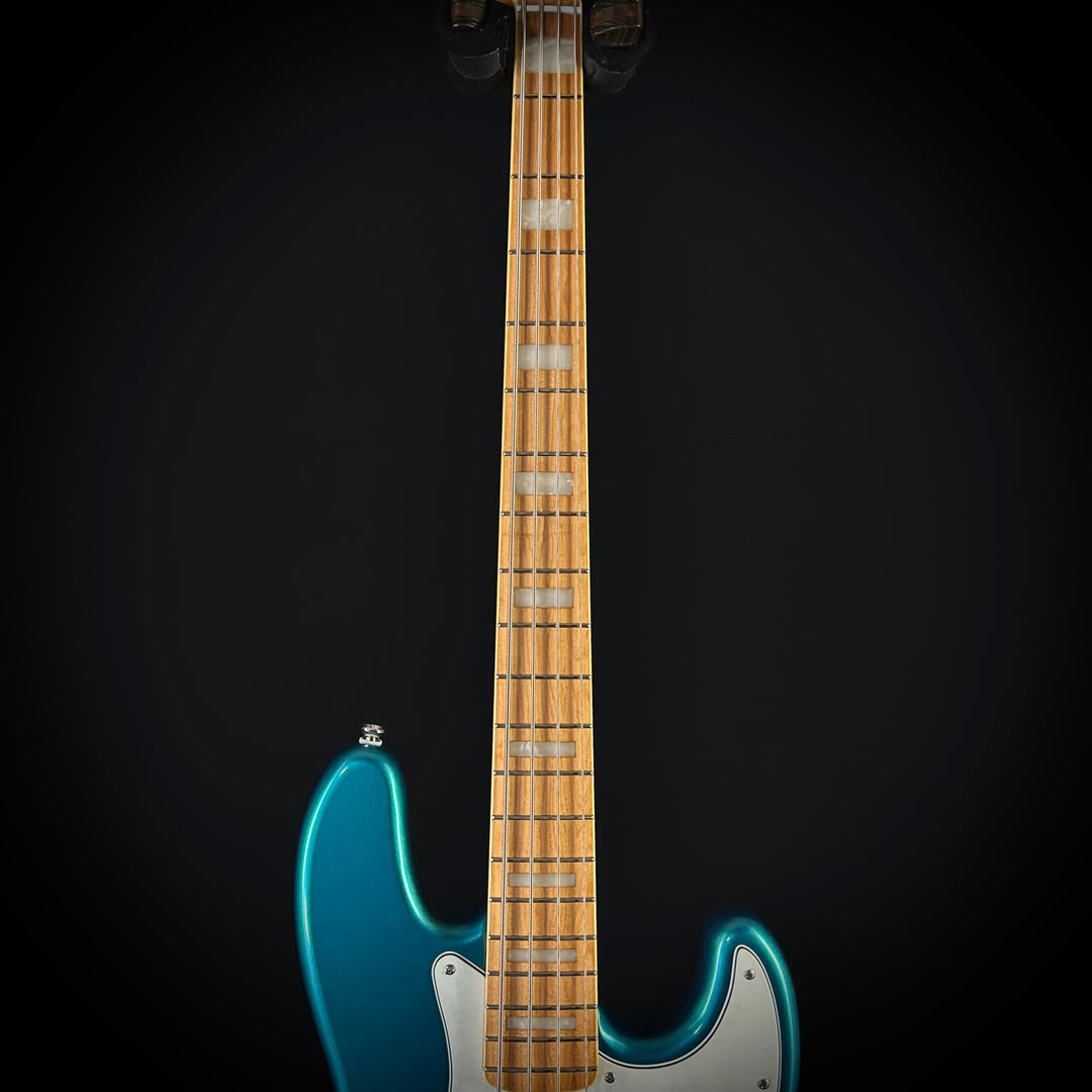 Squier Classic Vibe Active 70s Jazz Bass
