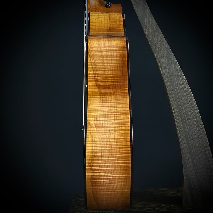 Taylor 614CE