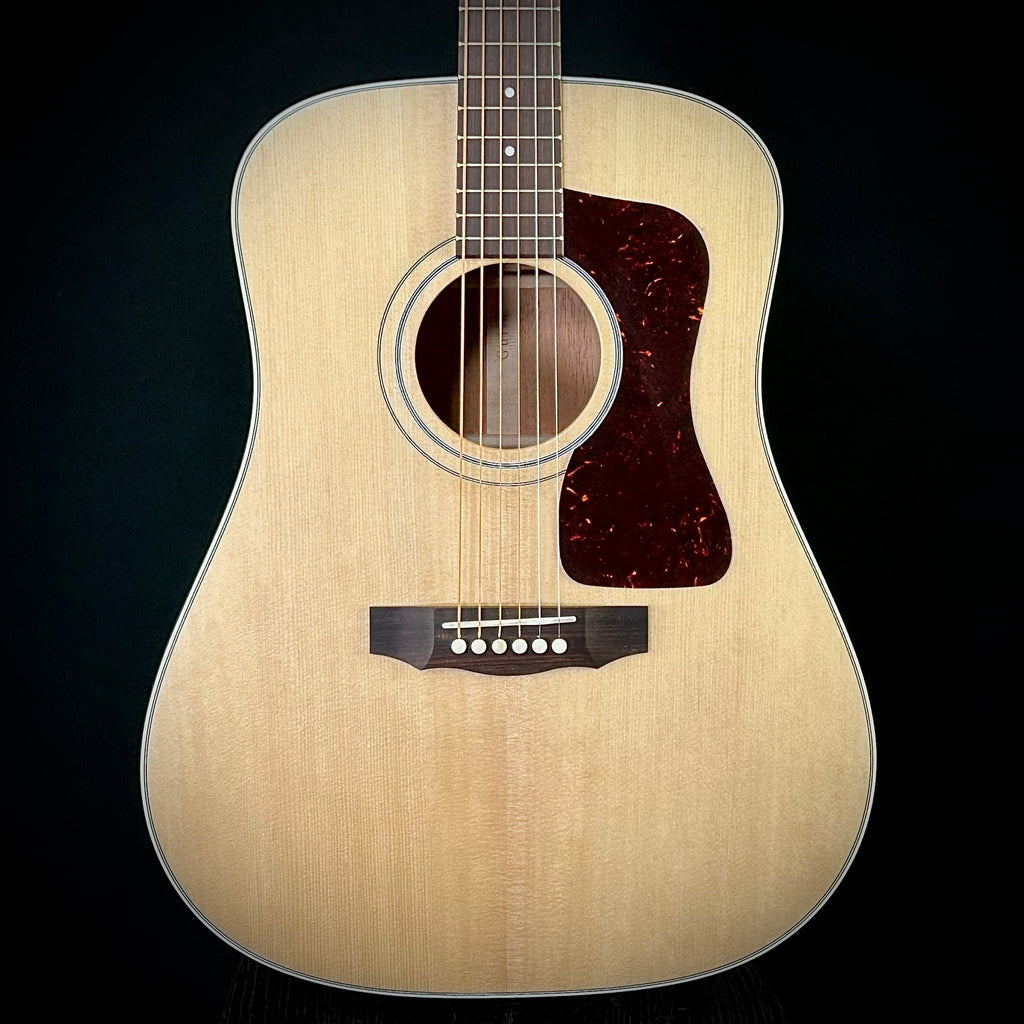 Guild D-40 - Natural – Music Villa MT