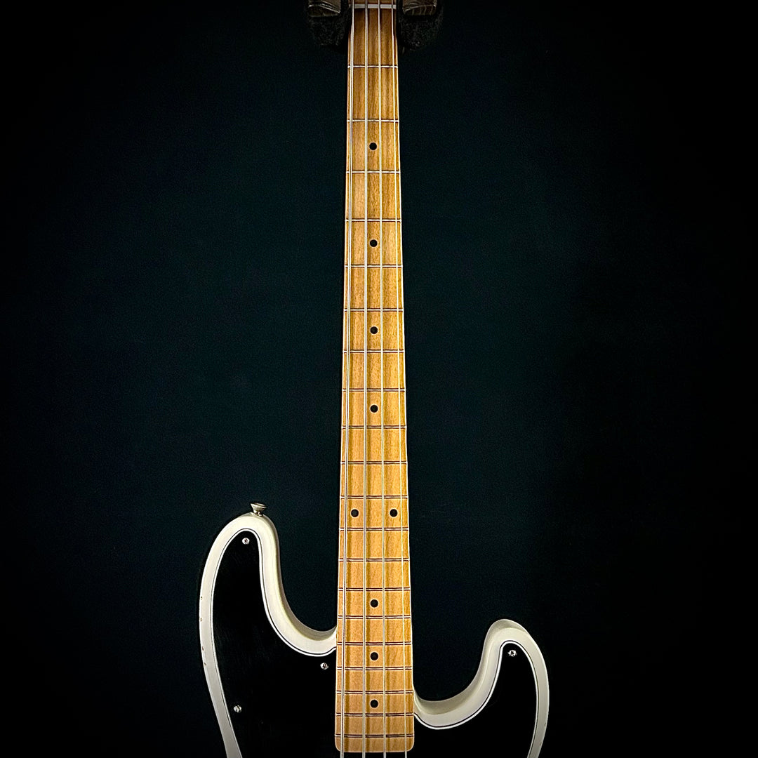 Fender Mike Dirnt Road Worn Precision Bass