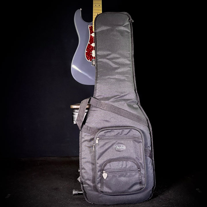 American Professional Classic Stratocaster HSS