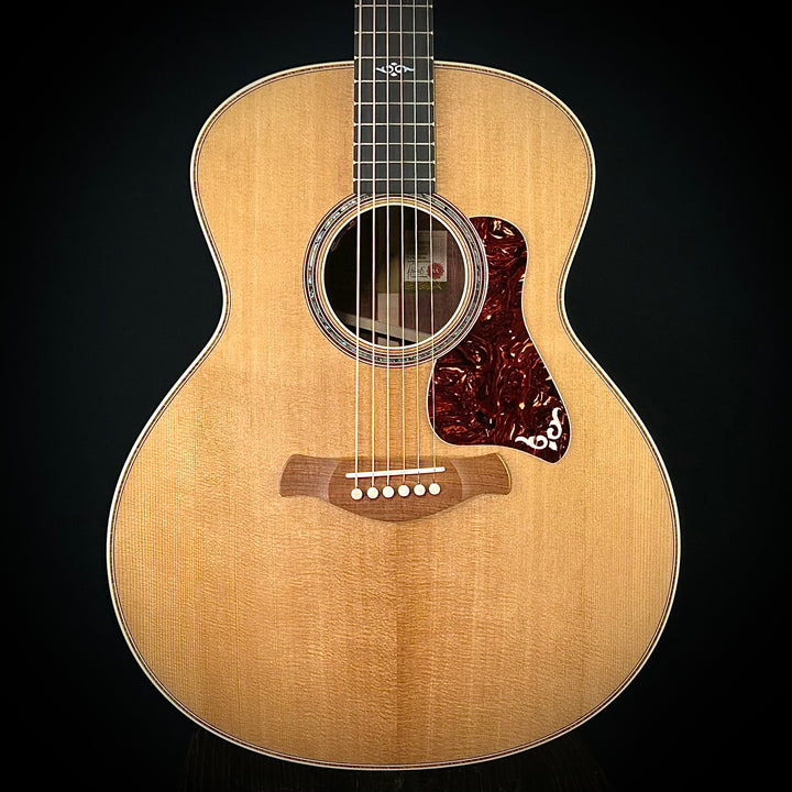 Taylor Gold Label 814e - Koa Natural
