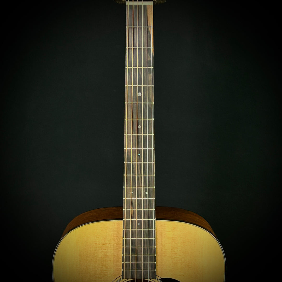 Martin D-18