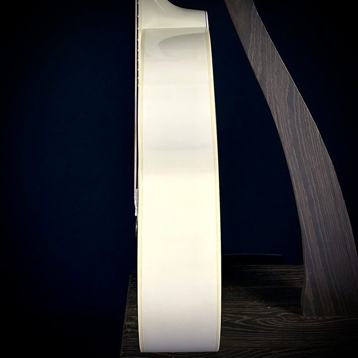 Gibson SJ-200 Standard Classic White