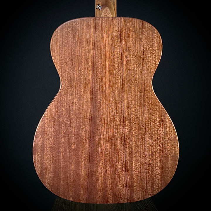 Martin 000-JRE Sapele - New For 2025