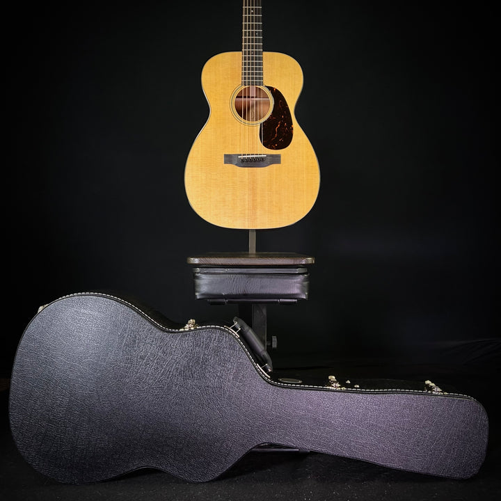 Martin 00-18