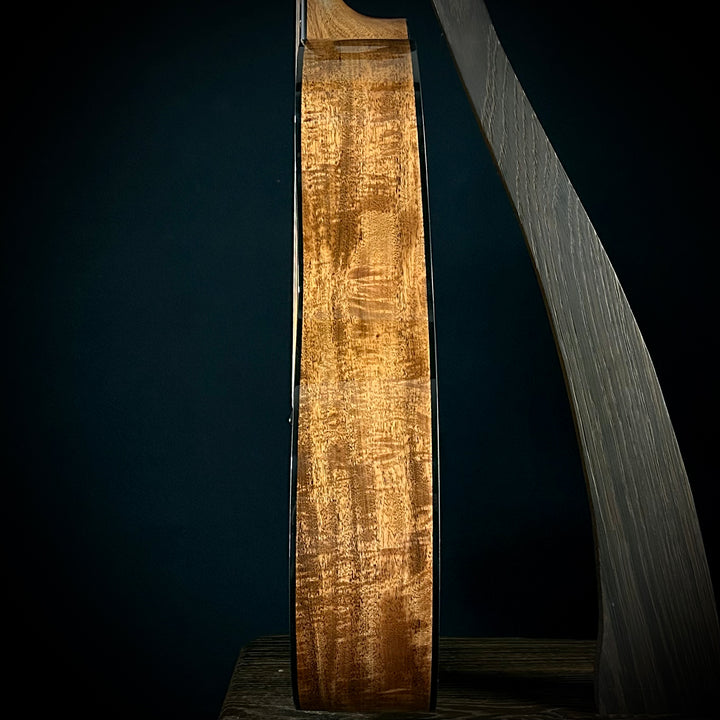 Martin CS 18 Style 0000 - Beeswing Figured Mahogany