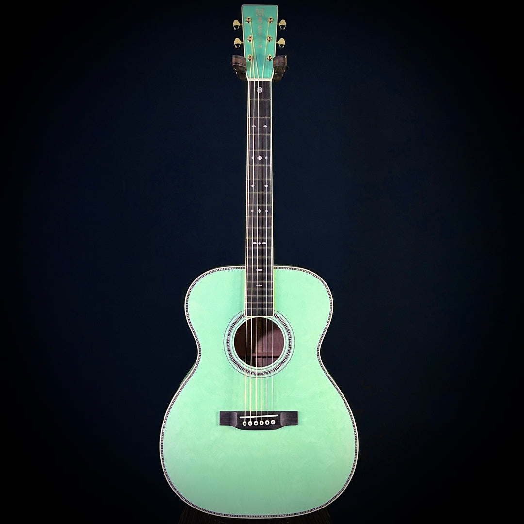 Martin Music Villa OM Quilted Maple - Translucent Teal