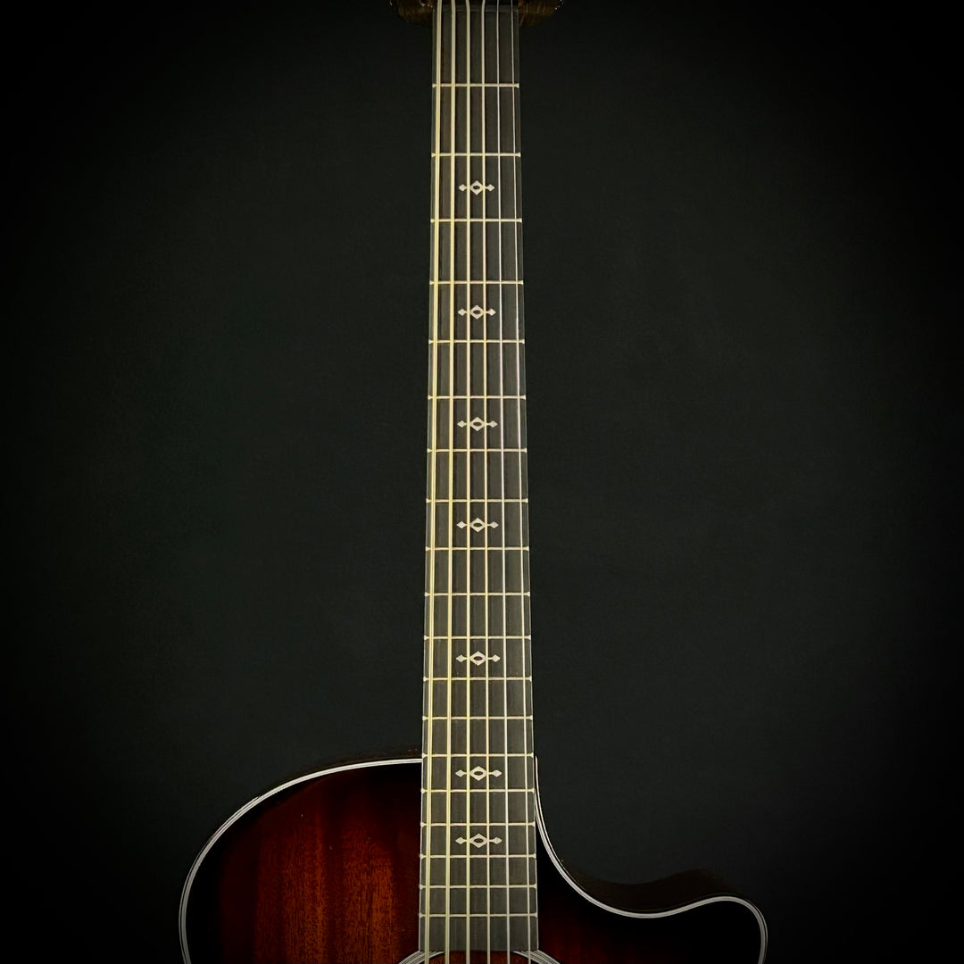 Taylor MV Custom Baritone-6 - Grand Auditorium
