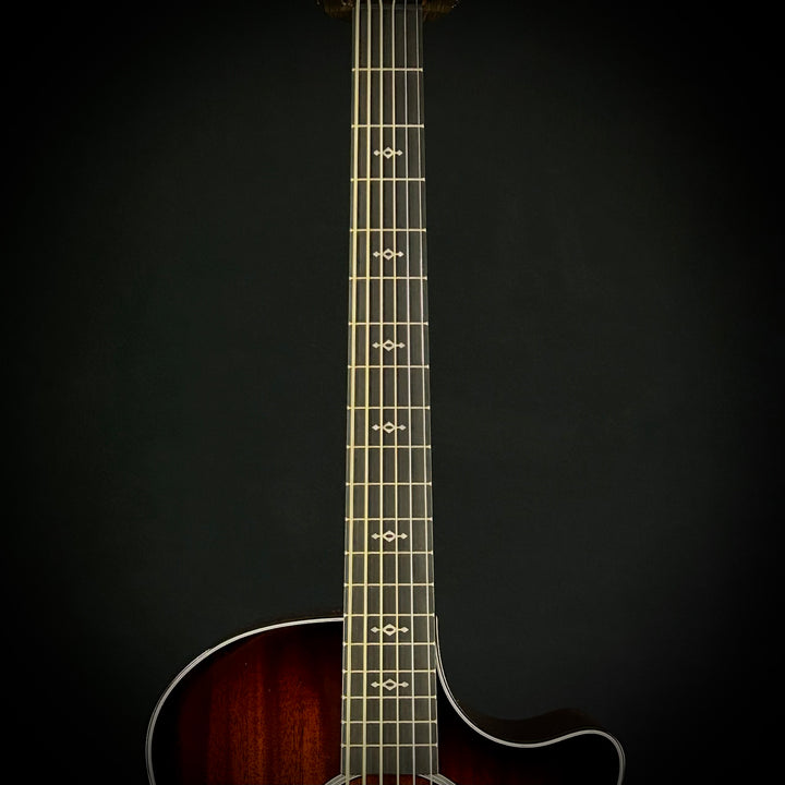 Taylor MV Custom Baritone-6 - Grand Auditorium